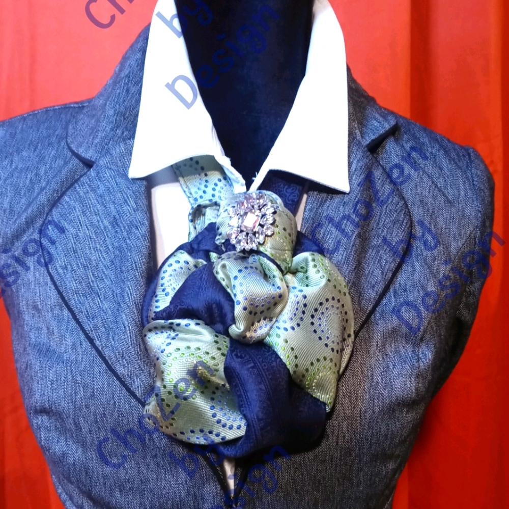 DAKOTA Necktie Escarpe